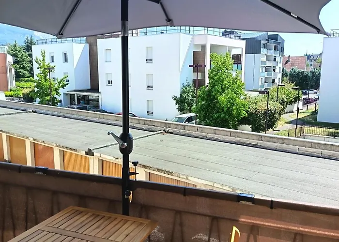 エクスレバンL'Escale D'Aix Parking Et Balconアパートメントの写真